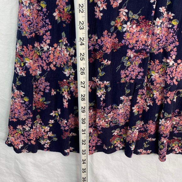 Ivy V Neck Dress Lot of 2 Floral Summer Dresses - Picture 11 of 12